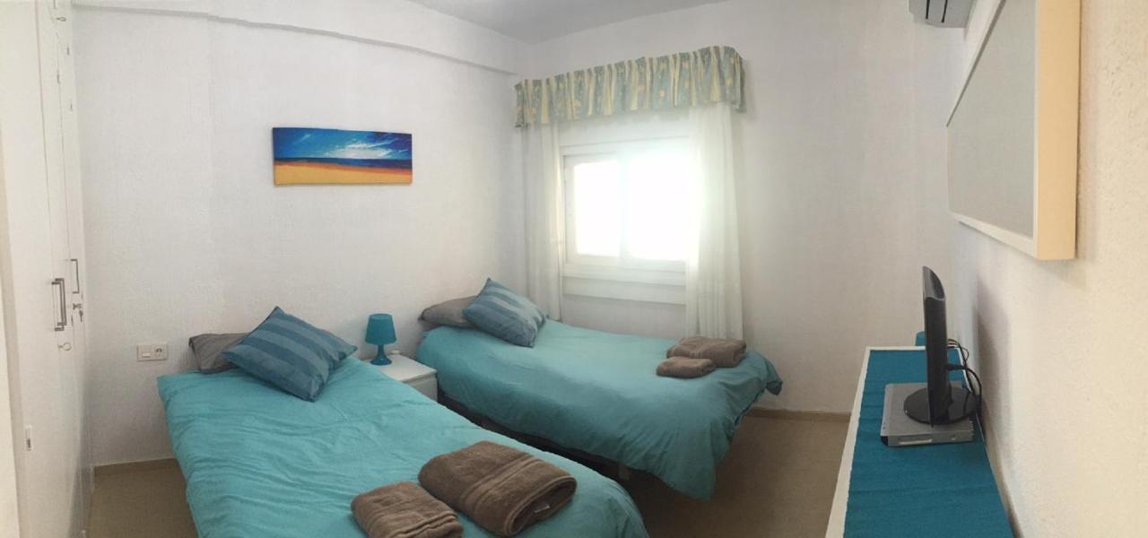 Edificio Verdemar - Stunning 1 Bed Apartment With Pool & Sea Views Нерха Екстер'єр фото