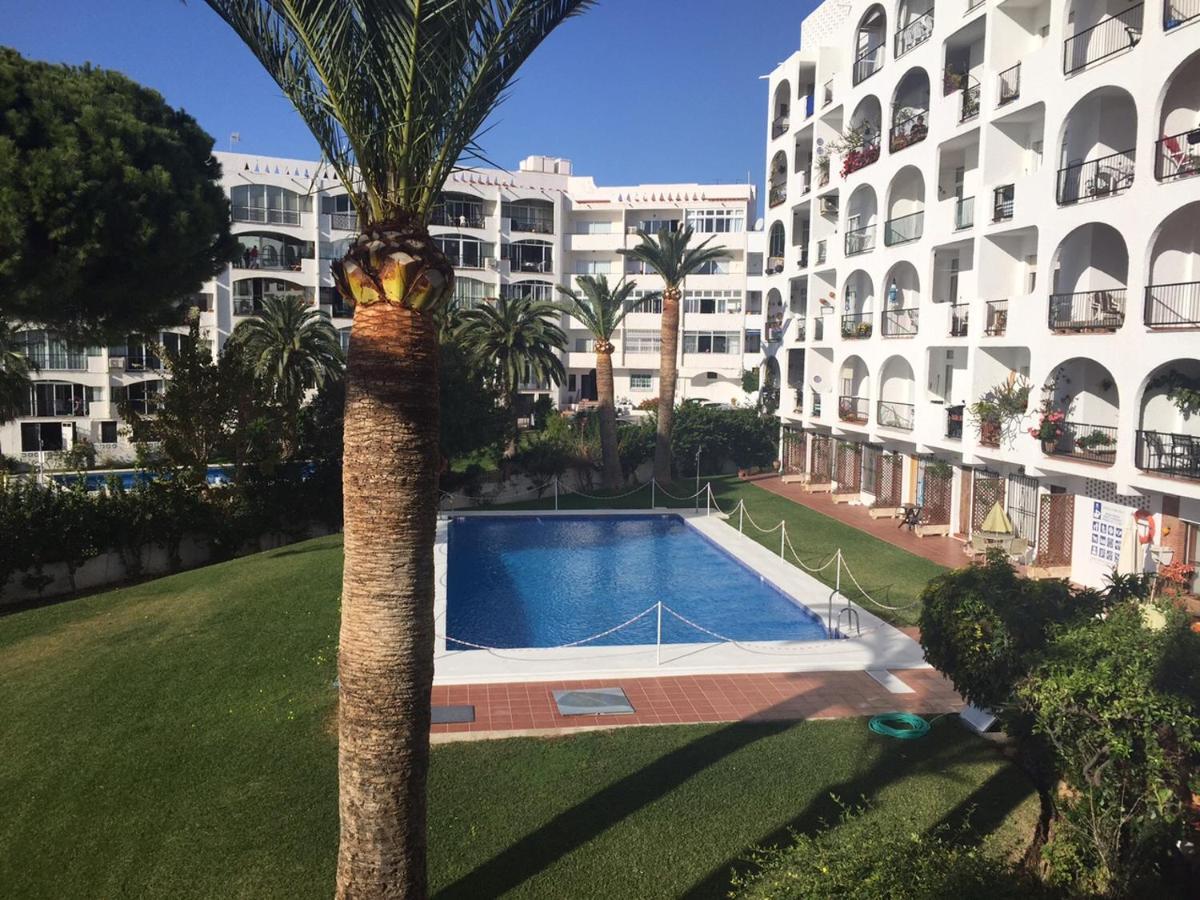 Edificio Verdemar - Stunning 1 Bed Apartment With Pool & Sea Views Нерха Екстер'єр фото